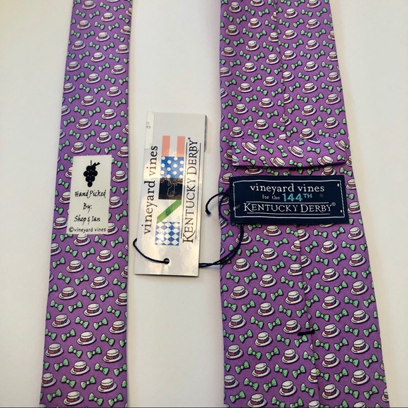 Vineyard Vines Boaters & Bowties Tie - Picture 4 of 5